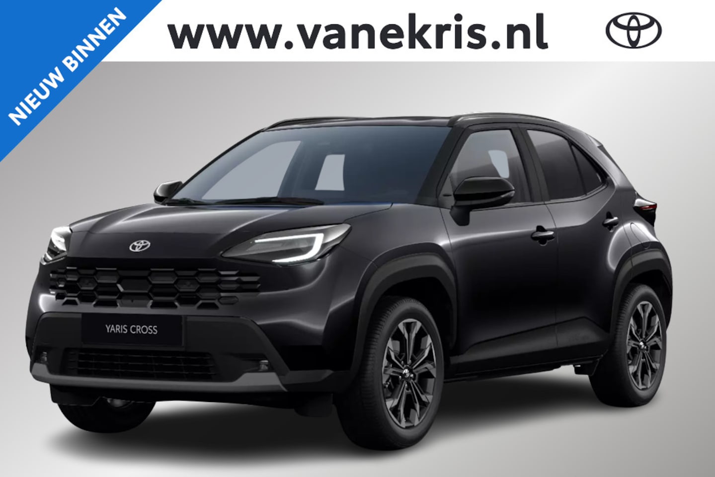 Toyota Yaris Cross - 1.5 Hybrid 130 First Edition 1.5 Hybrid 130 First Edition, VERWACHT, Nieuw en in november leverbaar met €2.500,- inruil - AutoWereld.nl