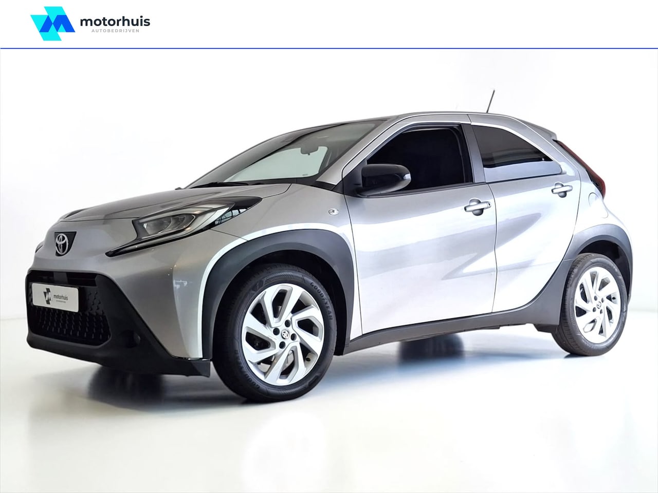 Toyota Aygo X - 1.0 VVT-i MT first CARPLAY CAMERA ECC - AutoWereld.nl