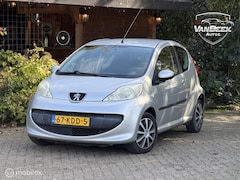 Peugeot 107 - 1.0-12V XR