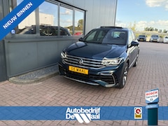 Volkswagen Tiguan - 1.4 TSi eHybrid R-Line Business+ SCHUIFDAK/CAMERA/DODEHOEK/ADAPT.CRUISE/TREKHAAK