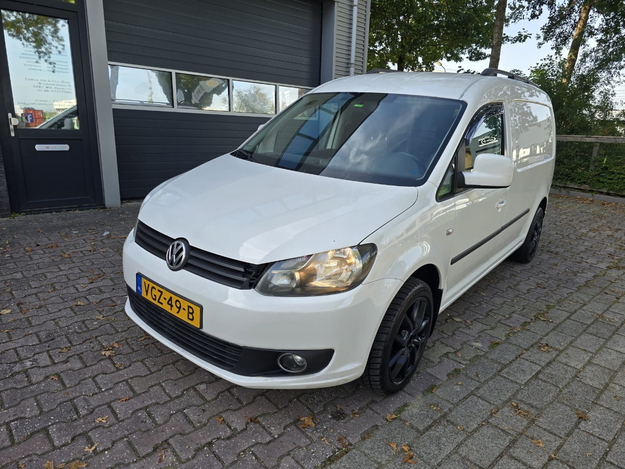 Volkswagen Caddy Maxi - CADDY1.6 TDI DSG EX BTW - AutoWereld.nl