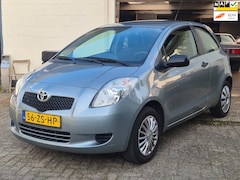 Toyota Yaris - 1.3 VVTi Terra *NIEUWE APK