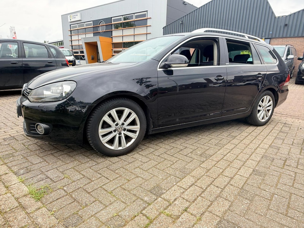 Volkswagen Golf - 1.6 TDI Diesel - Euro 5 - Airco - AutoWereld.nl