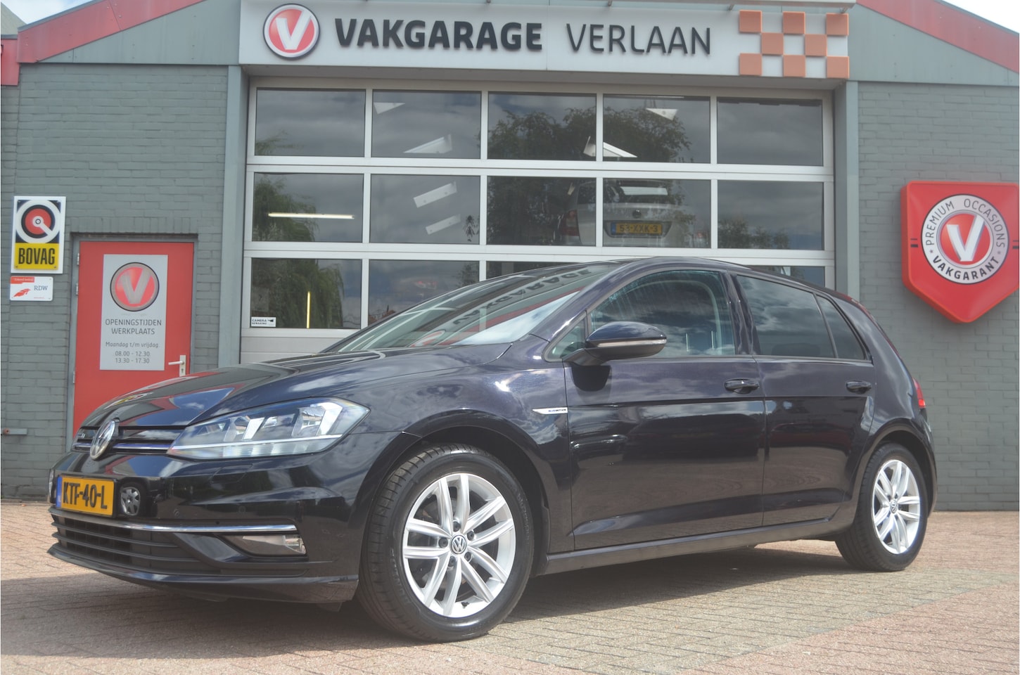 Volkswagen Golf - 1.5 TSI ..12 mnd. gar.. Carplay, PDC, ACC - AutoWereld.nl