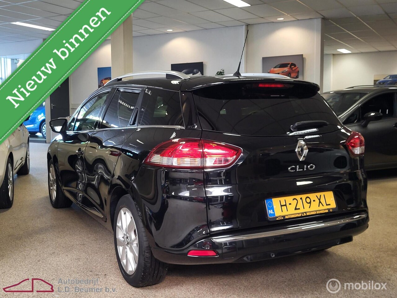 Renault Clio Estate - 0.9 TCe Limited *NL, NAVI, PDC, RIJKLAARPRIJS!*