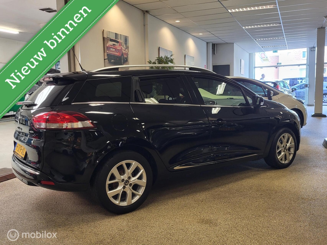 Renault Clio Estate - 0.9 TCe Limited *NL, NAVI, PDC, RIJKLAARPRIJS!*