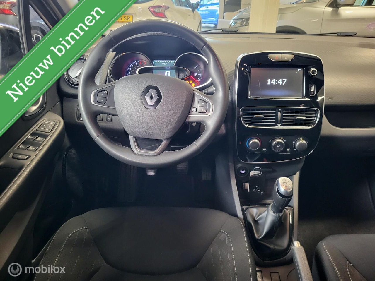Renault Clio Estate - 0.9 TCe Limited *NL, NAVI, PDC, RIJKLAARPRIJS