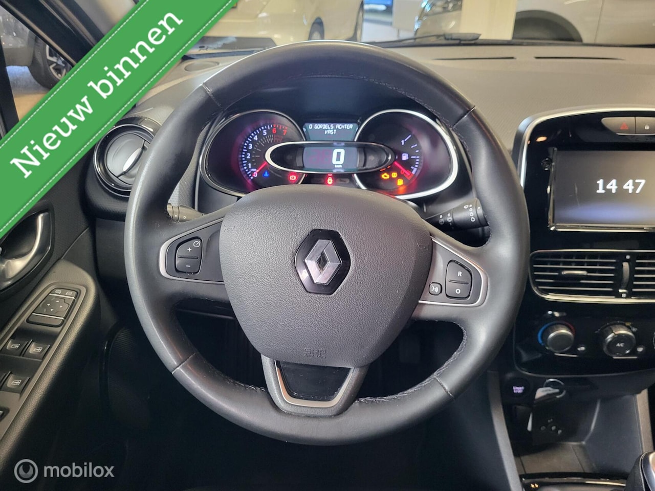 Renault Clio Estate - 0.9 TCe Limited *NL, NAVI, PDC, RIJKLAARPRIJS
