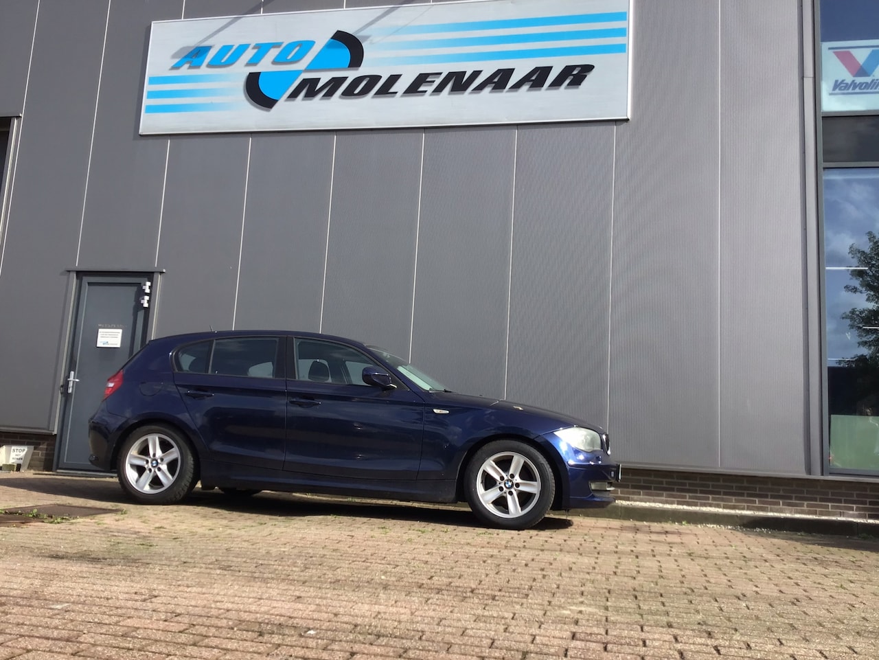 BMW 1-serie - 116i EffDyn. Ed. Business Line Ultimate Edition 116i EffDyn. Ed. Business Line Ultimate Edition - AutoWereld.nl
