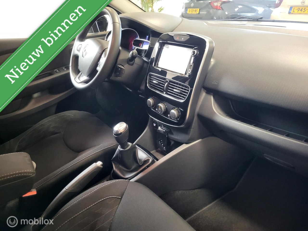Renault Clio Estate - 0.9 TCe Limited *NL, NAVI, PDC, RIJKLAARPRIJS!*
