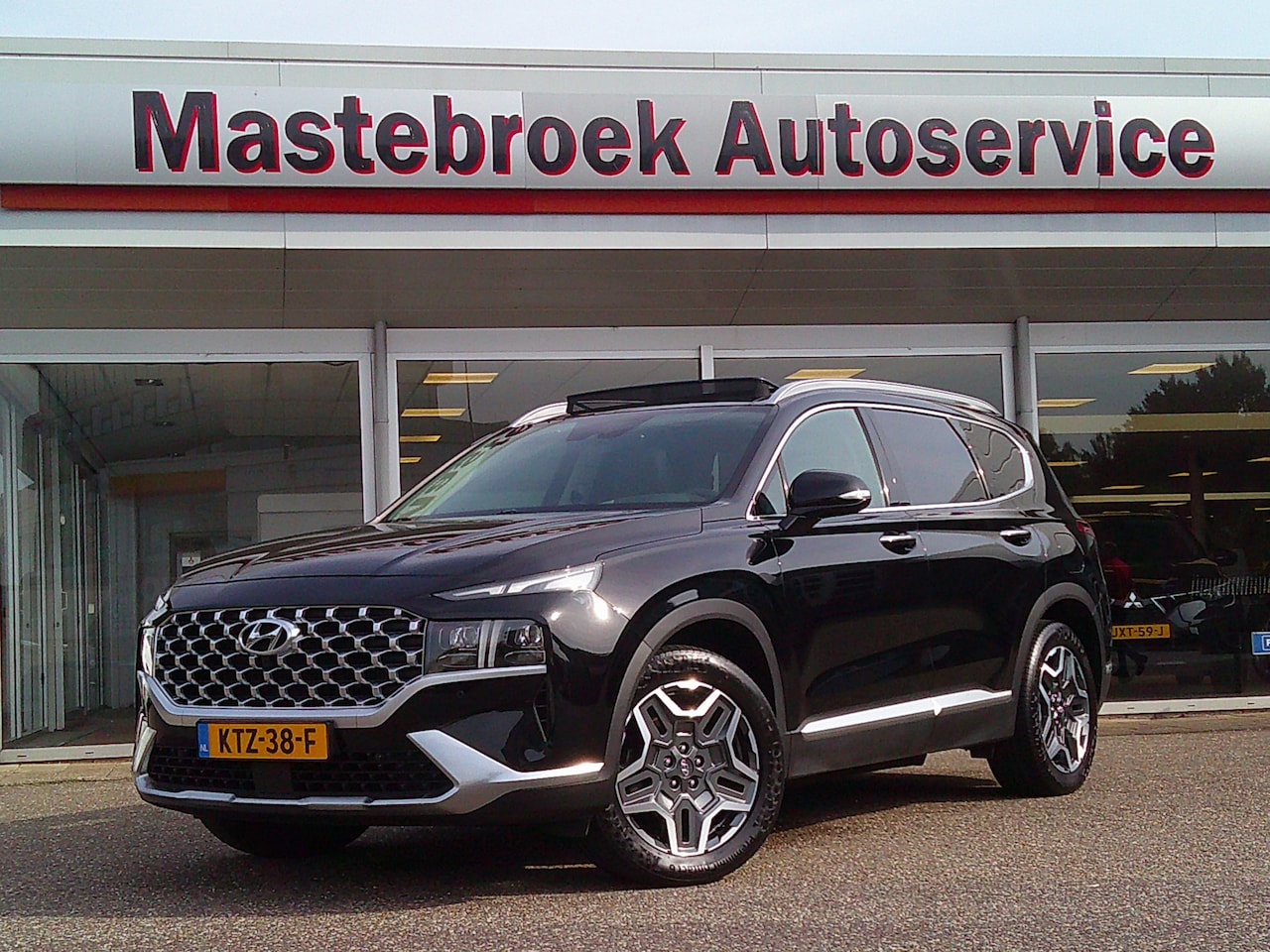 Hyundai Santa Fe - 1.6 T-GDI PHEV Premium Plus Sky Automaat Staat in Hardenberg - AutoWereld.nl