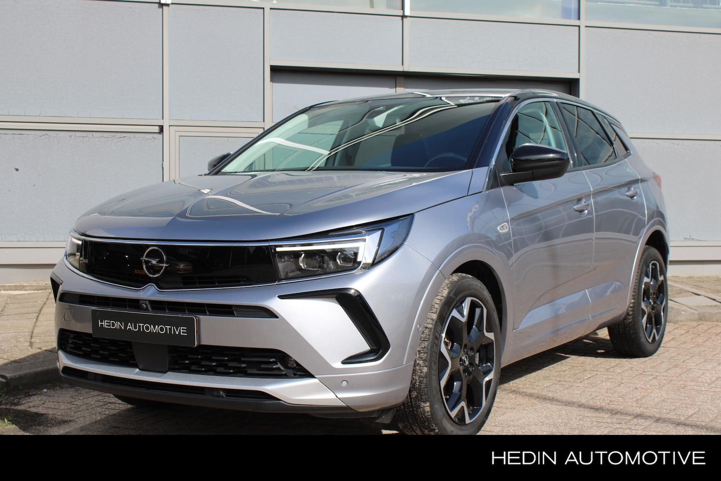 Opel Grandland - 1.2 Turbo GS Line Navigatie | Winterpakket incl. voorruit| Climate control | - AutoWereld.nl
