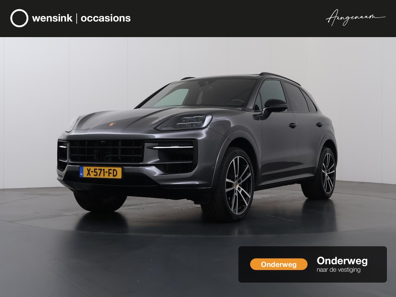 Porsche Cayenne - 3.0 E-Hybrid | Luchtvering | Sport-Uitlaat | Trekhaak | Sport-Design-Zwart | GT-Sportstuur - AutoWereld.nl