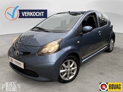 Toyota Aygo - 1.0 12V Access Airco Navi Lmv BT
