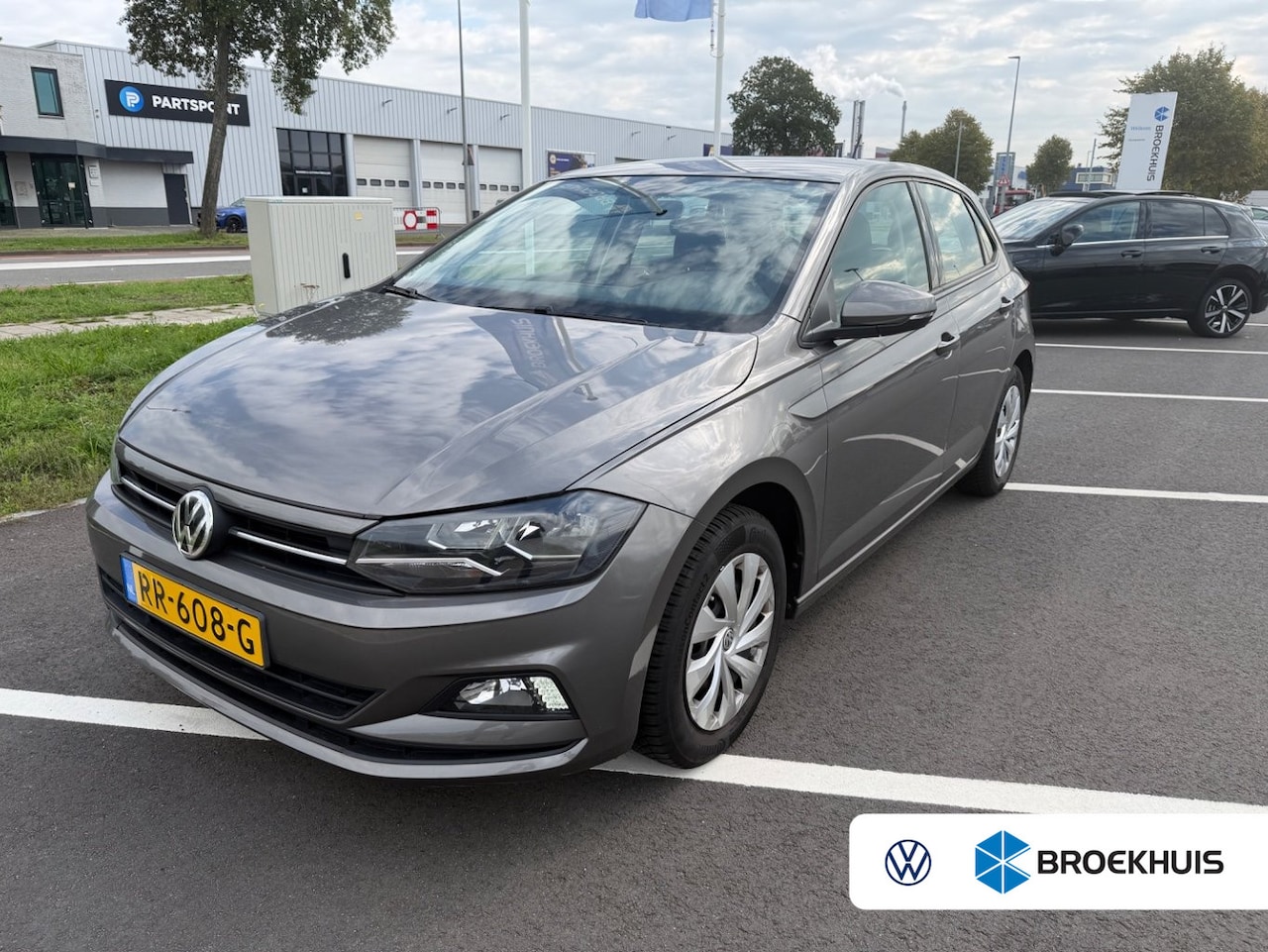 Volkswagen Polo - 1.0 TSI Comfortline 95pk TSI l Multifunct. Leder Stuur l Parkeersensoren l LED l Cr Contro - AutoWereld.nl