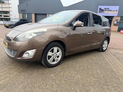 Renault Grand Scénic - 2.0 Benzine - 7 Per - Automaat - Panodak