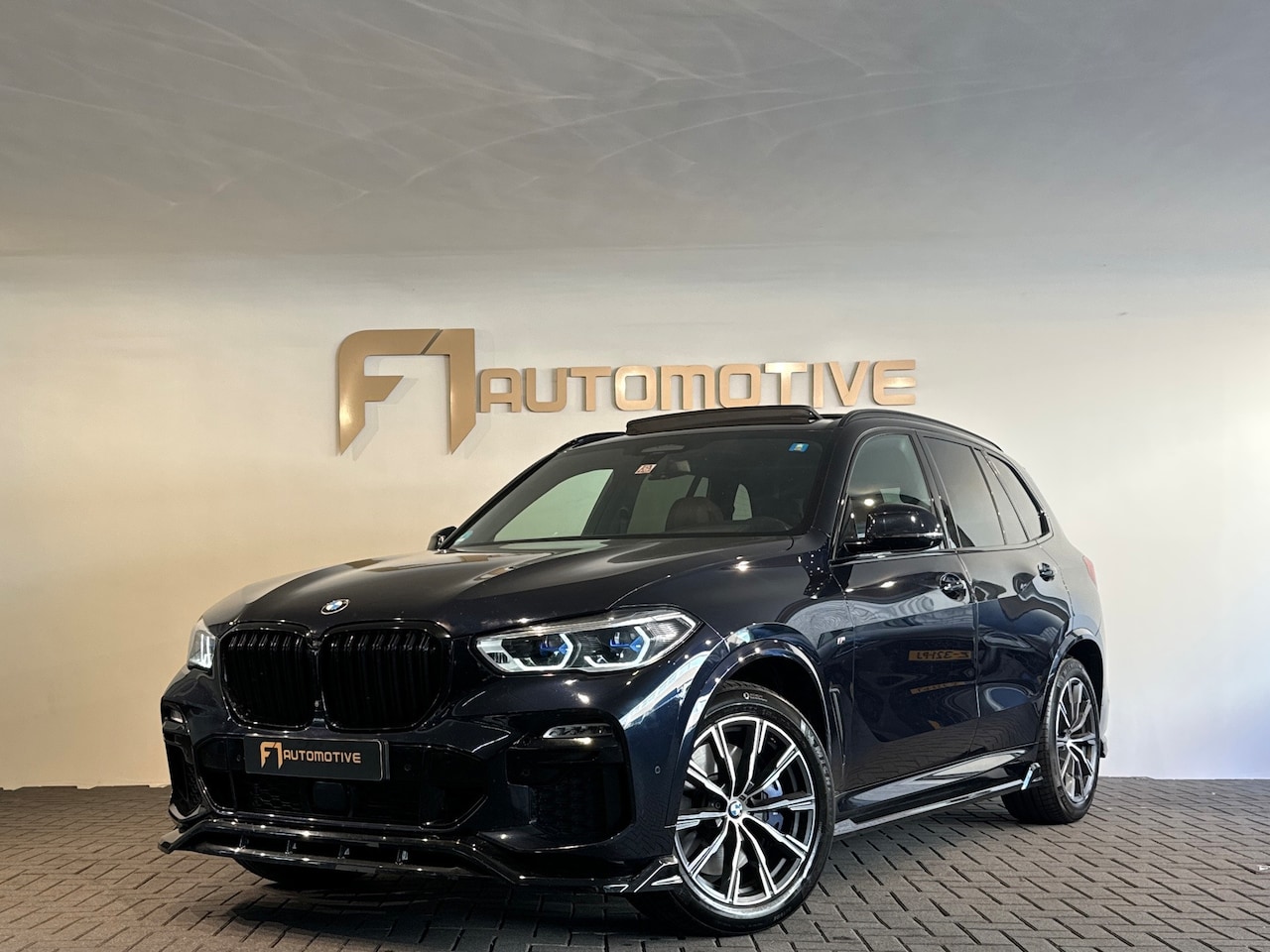 BMW X5 - XDrive40i High Executive Pano|Massage|Memory|360 Camera - AutoWereld.nl
