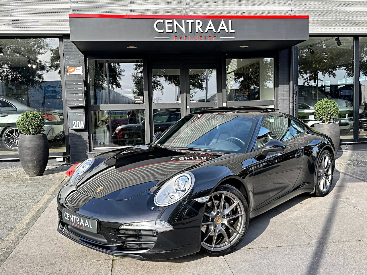 Porsche 911 - 3.4 Carrera Pano|Sportuitlaat|Origineel-NL|Bosé|Xenon|Memory|PDK|350PK - AutoWereld.nl