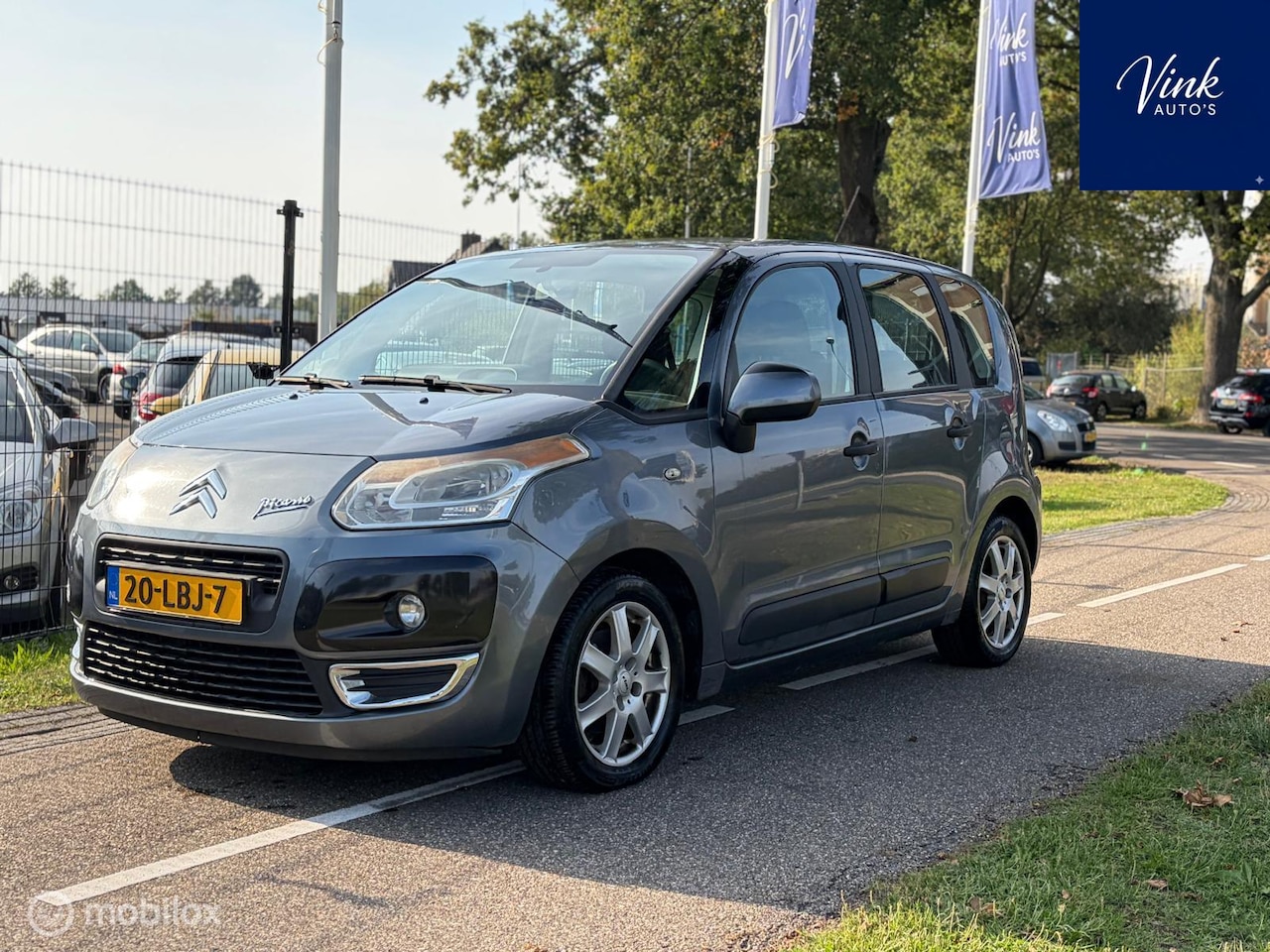 Citroën C3 Picasso - 1.6 VTi Exclusive | Airco | Cruise Control | Trekhaak - AutoWereld.nl