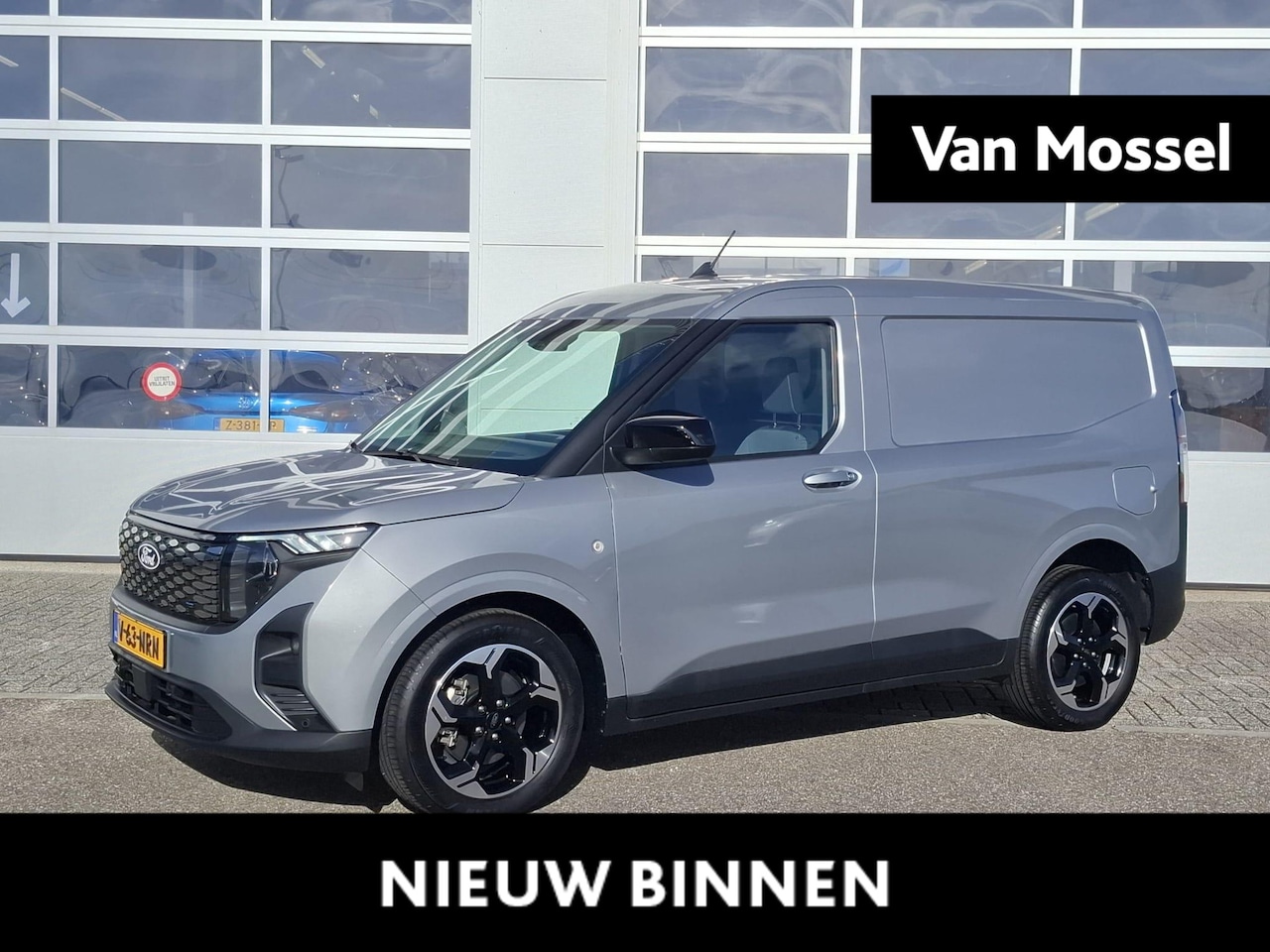 Ford E-Transit Cour. - Limited 44 kWh Limited 44 kWh - AutoWereld.nl