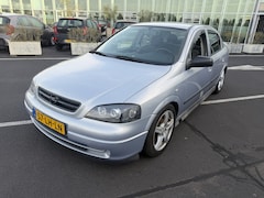 Opel Astra - 1.6-16V Njoy