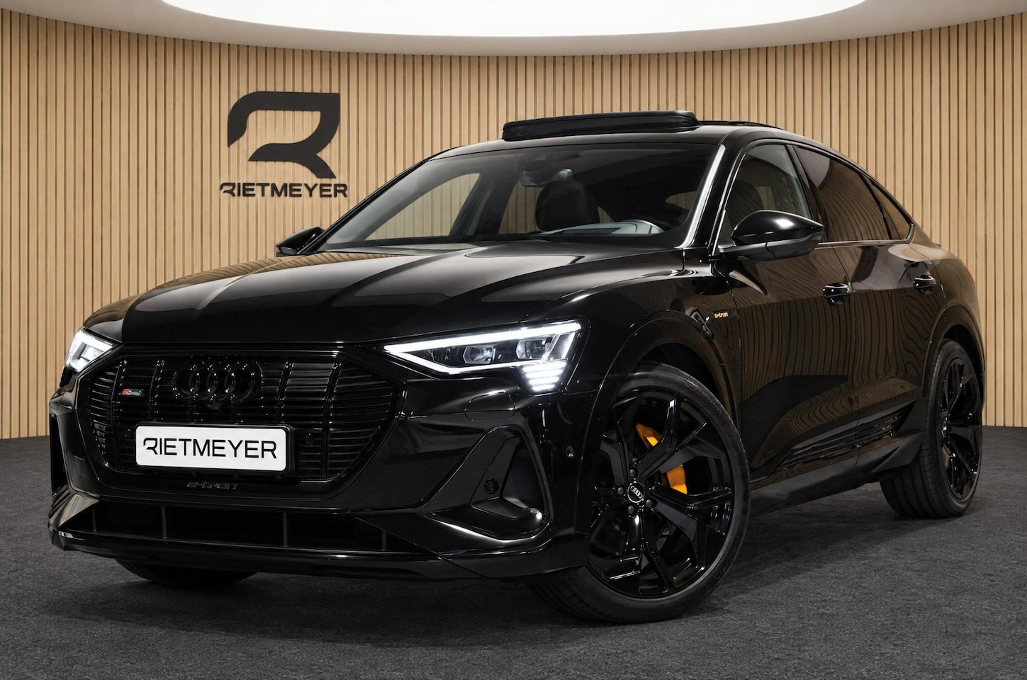 Audi e-tron Sportback - 55 quattro S-Line |Pano |97% SOH |B&O |Head-Up |Stoelverw. |ACC |22'' - AutoWereld.nl