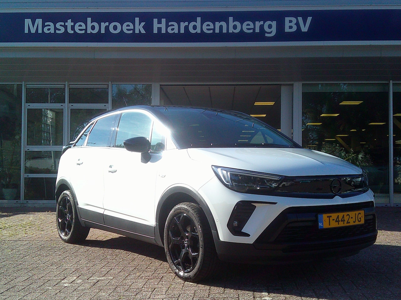 Opel Crossland - 1.2 Turbo Level 4 Staat in Hardenberg - AutoWereld.nl