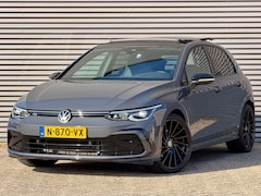 Volkswagen Golf - 1.5 eTSI R-Line 150 PK DSG | Panorama | IQ-Light | Black Style | Sfeerverlichting | 19 Inc