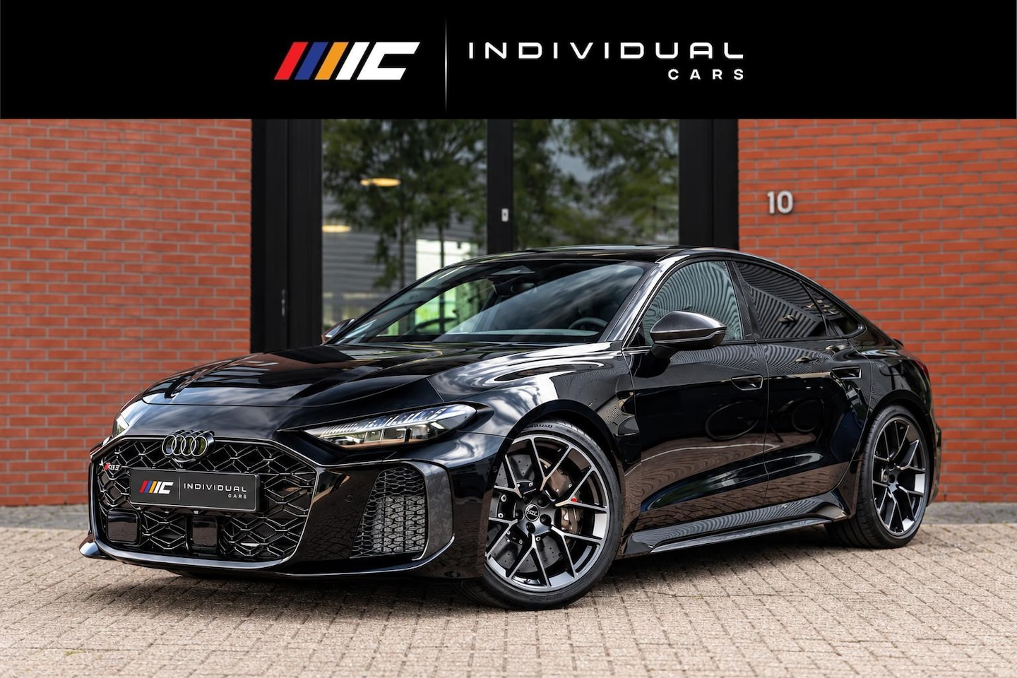 Audi RS5 - Limousine 2.9 TFSI 640pk Camouflage Carbon Keramisch - AutoWereld.nl