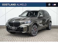 BMW X5 - xDrive50e M Sport Automaat / Panoramadak / Trekhaak / Parking Assistant Professional / Sof