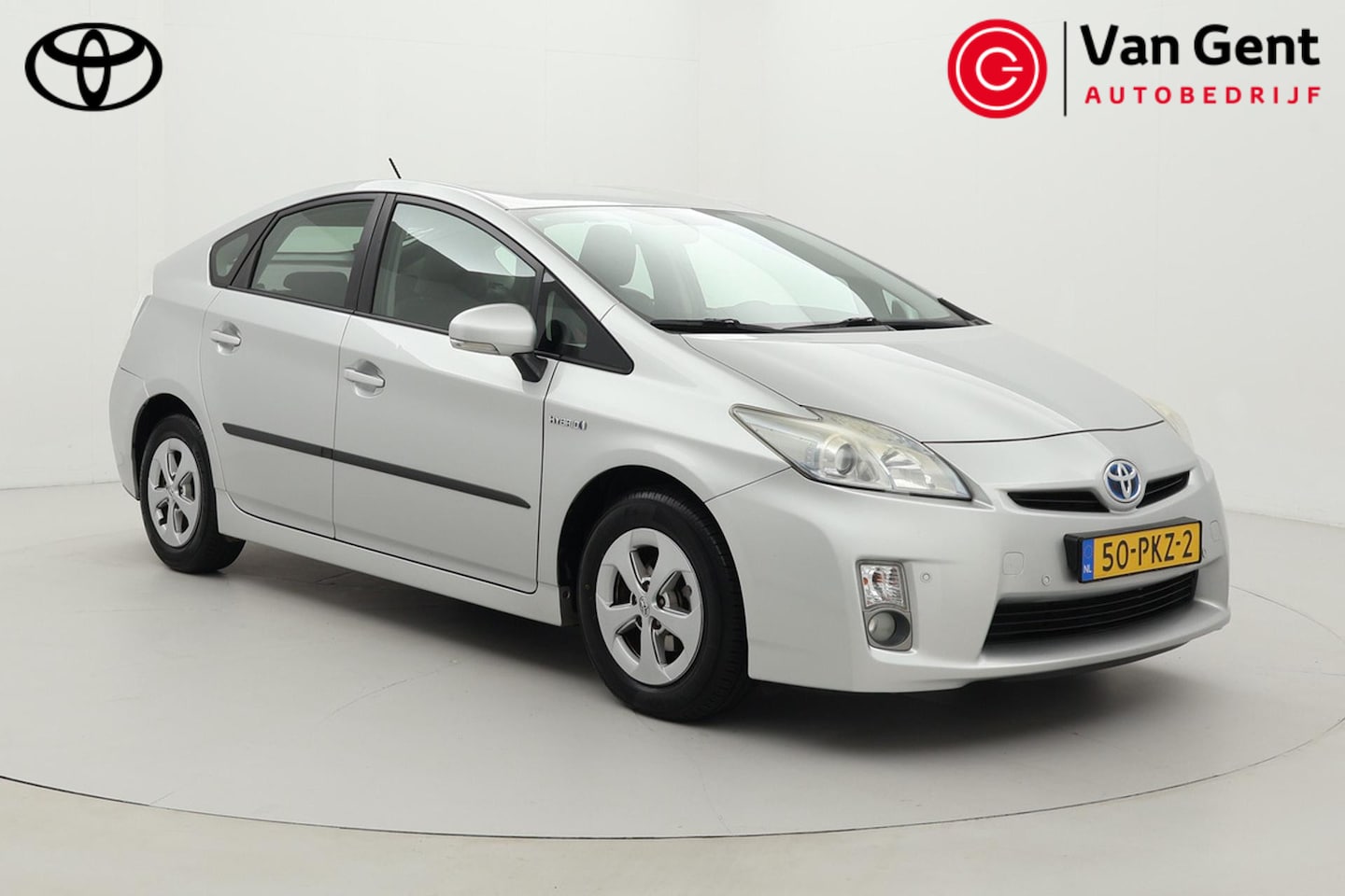 Toyota Prius - 1.8 Comfort | Volledige dealerhistorie | Origineel NL | Leder | Stoelverwarming | Parkeers - AutoWereld.nl