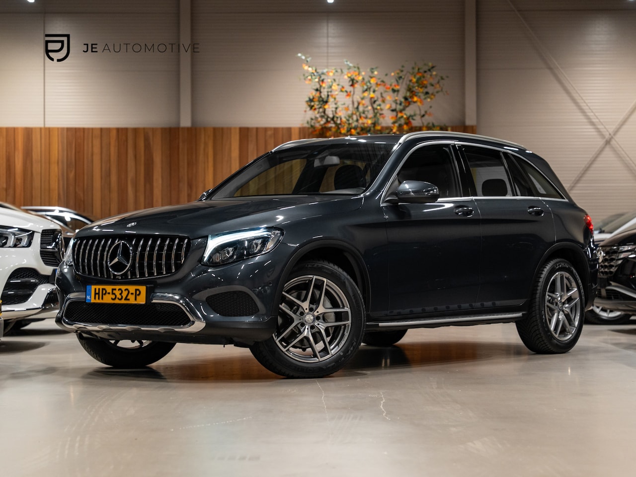 Mercedes-Benz GLC-klasse - 250 4MATIC Ambition 250 4MATIC Ambition, AMG Velg 18", Voll Led, Treeplank, Nav, Cruise, Cam, Trekhaak 13P, Le - AutoWereld.nl