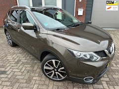 Nissan Qashqai - 1.2 Tekna / Pano / 360 Camera / Leder / Navi / PDC