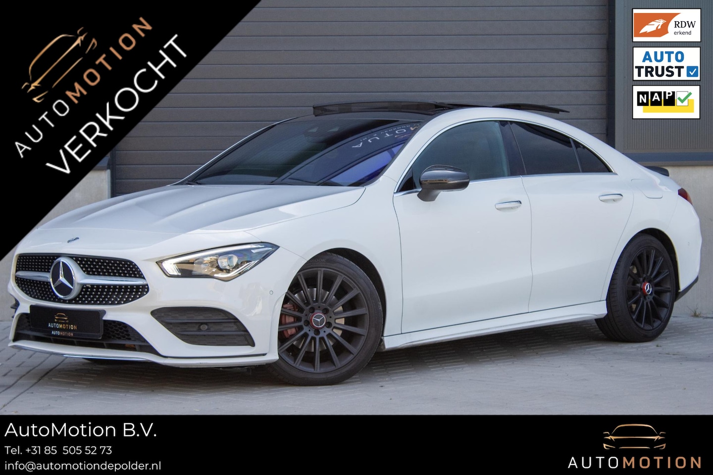 Mercedes-Benz CLA-Klasse - 180 Business Solution AMG PANO CAMERA HUD LED STOELVERWARMING - AutoWereld.nl