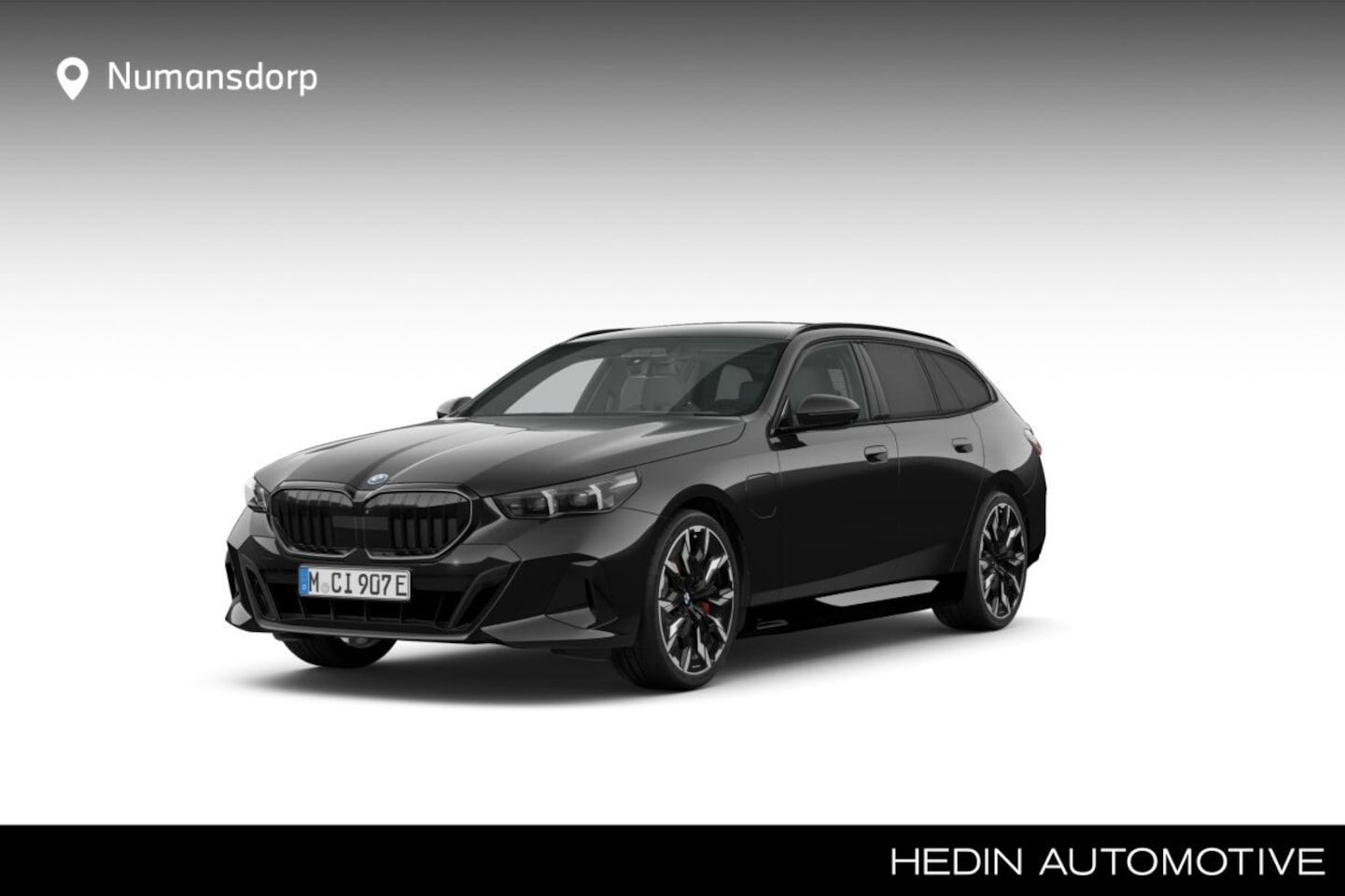 BMW 5-serie Touring - 550e xDrive | M-Sport Pro | 21'' | Panorama. | Driv. Prof. | Park. Plus | Head-Up | B&W | - AutoWereld.nl