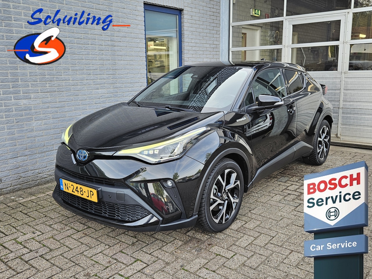 Toyota C-HR - 2.0 Hybrid Style Inclusief Afleveringskosten - AutoWereld.nl