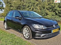 Volkswagen Golf - 1.6 TDI Highline 5 deurs ECC/NAV/LMV/MLV/PDC/Camera/Carplay/Sportstoelen met Alcantara
