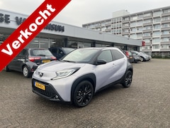 Toyota Aygo X - 1.0 VVT-i S-CVT JBL AUTOMAAT Applecarplay/Android Auto Stoelverwarming Lmv Pdc Acamera Cru