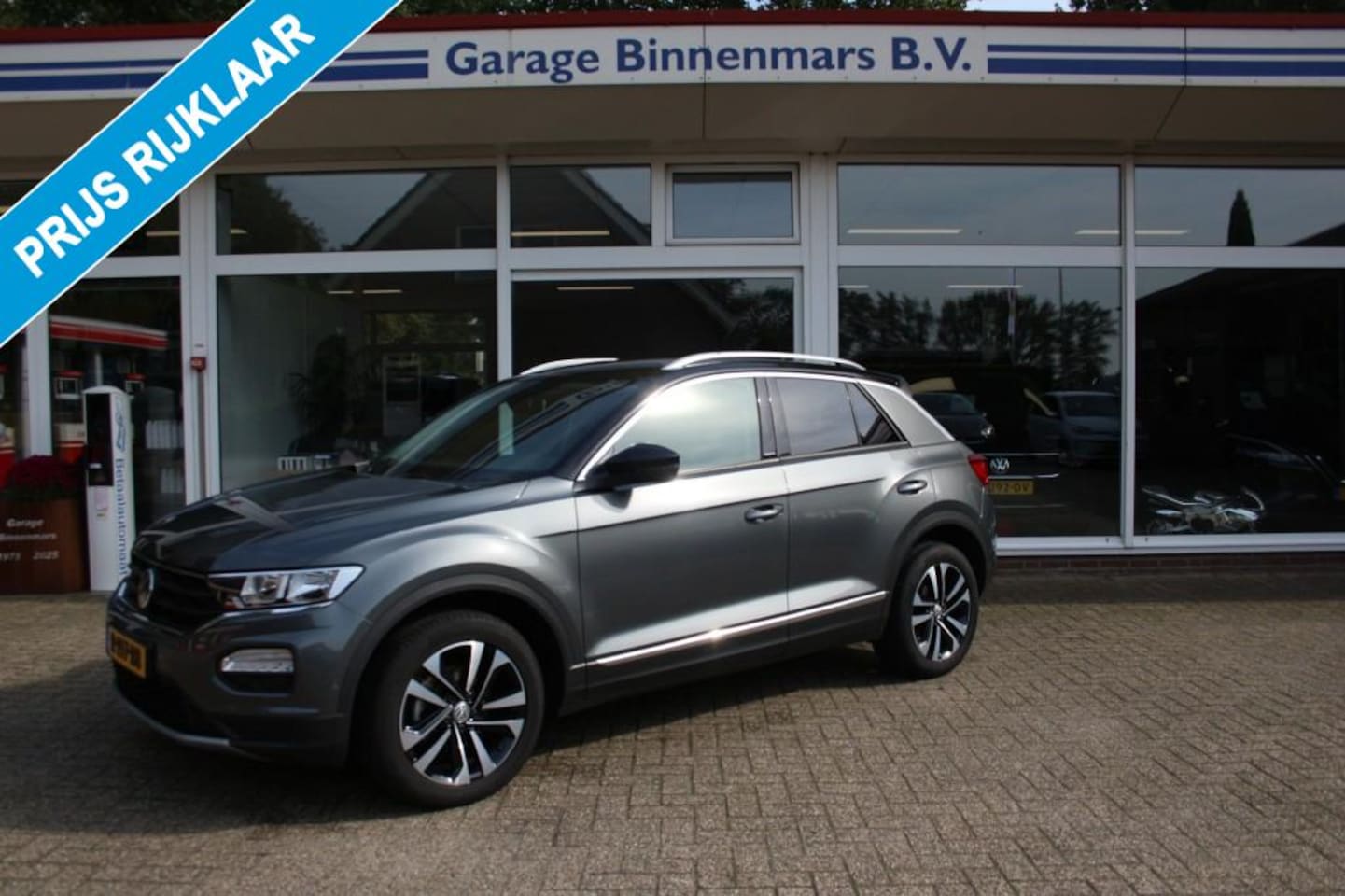 Volkswagen T-Roc - 1.5 TSI ACT IQ Drive, Parkeerhulp, Camera, Stoelverwaming - AutoWereld.nl
