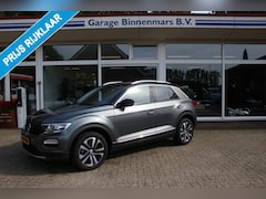 Volkswagen T-Roc - 1.5 TSI ACT IQ Drive, Parkeerhulp, Camera, Stoelverwaming