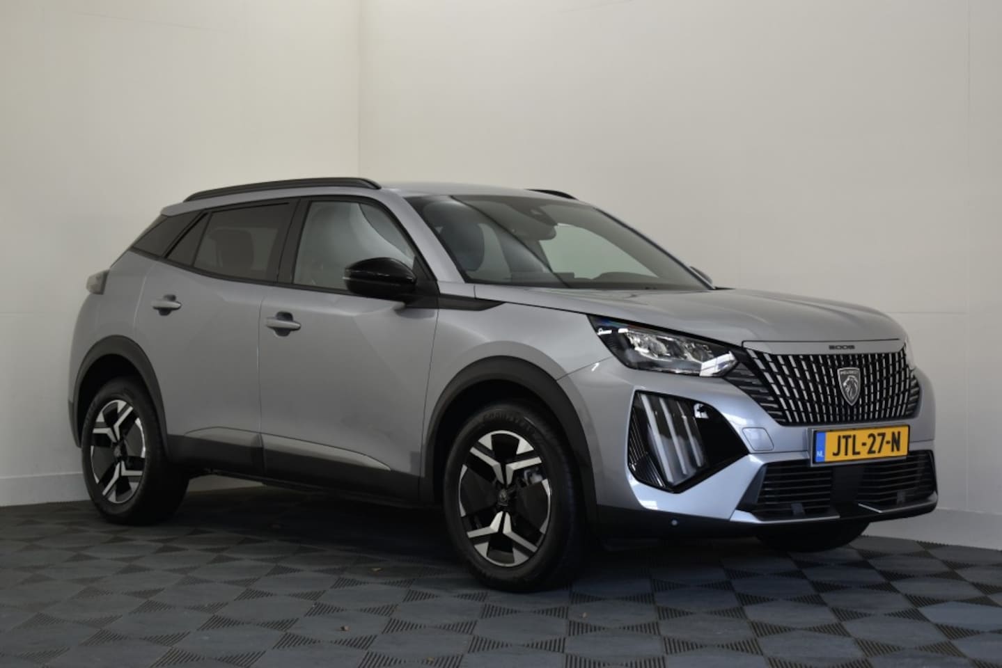 Peugeot 2008 - 1.2 PureTech Allure 1.2 PureTech 100PK ALLURE - AutoWereld.nl