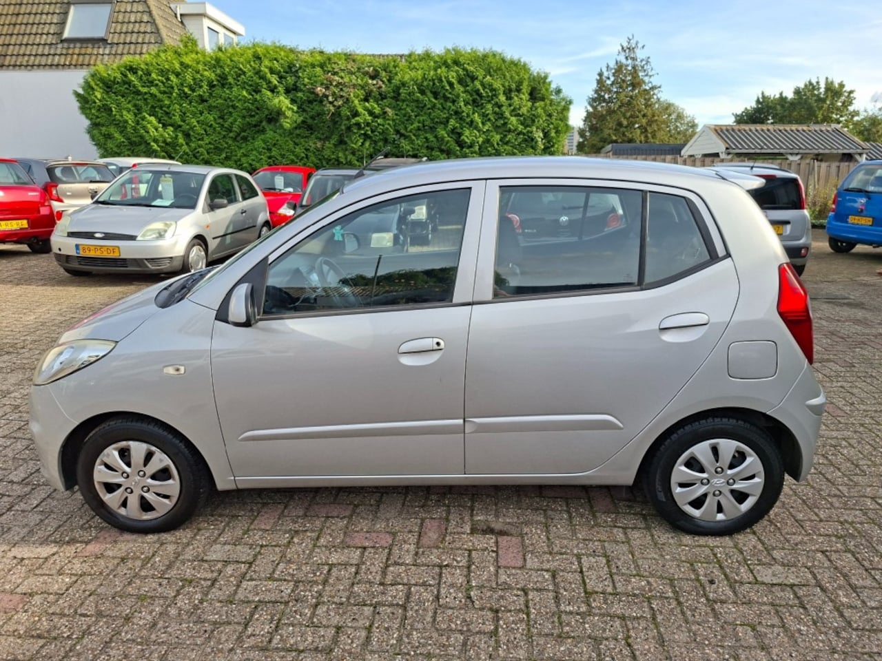 Hyundai i10 - 1.1 i-Drive Cool RADIO CD/AIRCO/CENTR.VERGR/ELEC.RAMEN VOOR