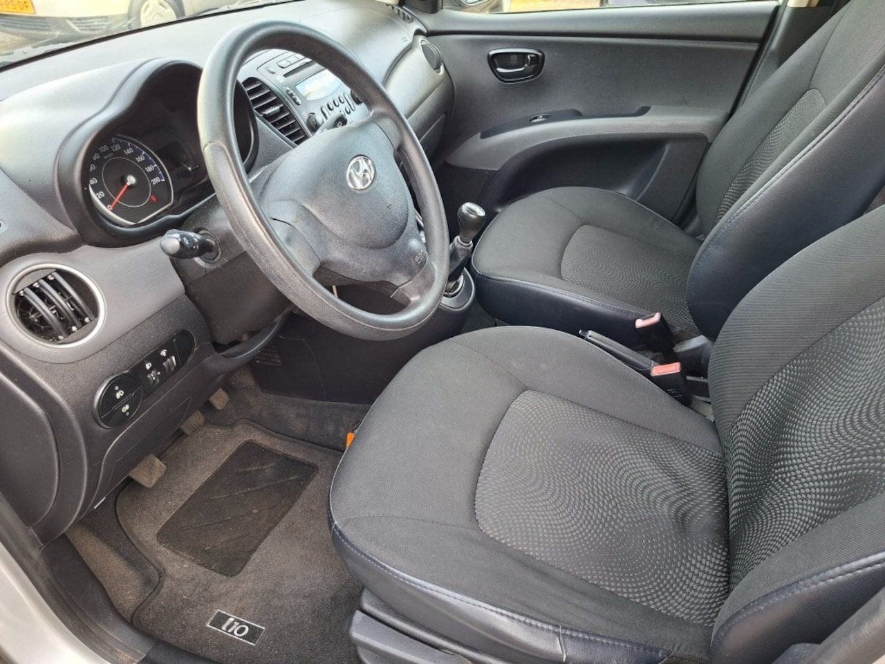 Hyundai i10 - 1.1 i-Drive Cool RADIO CD/AIRCO/CENTR.VERGR/ELEC.RAMEN VOOR