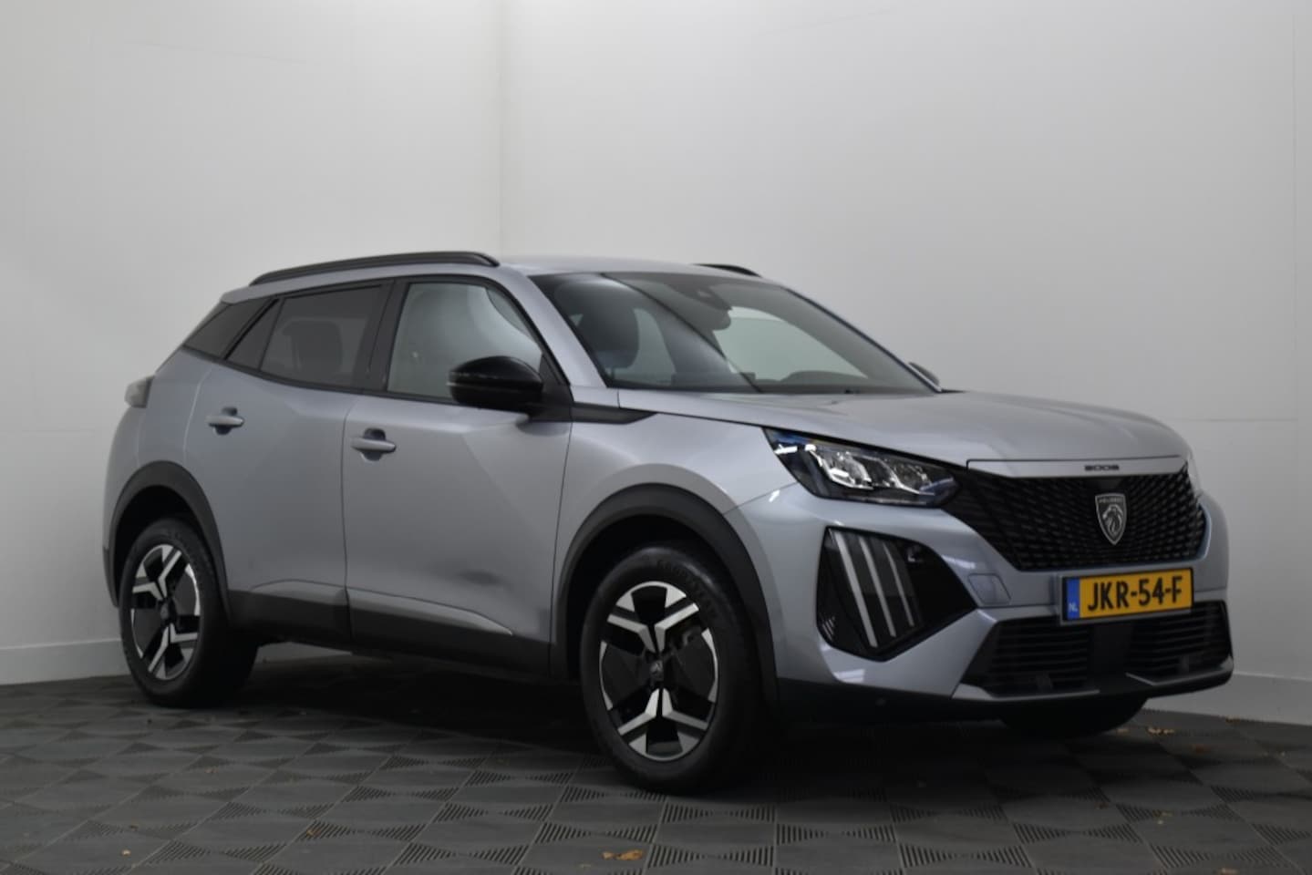 Peugeot 2008 - 1.2 PureTech Allure 1.2 PureTech 100PK Allure - AutoWereld.nl