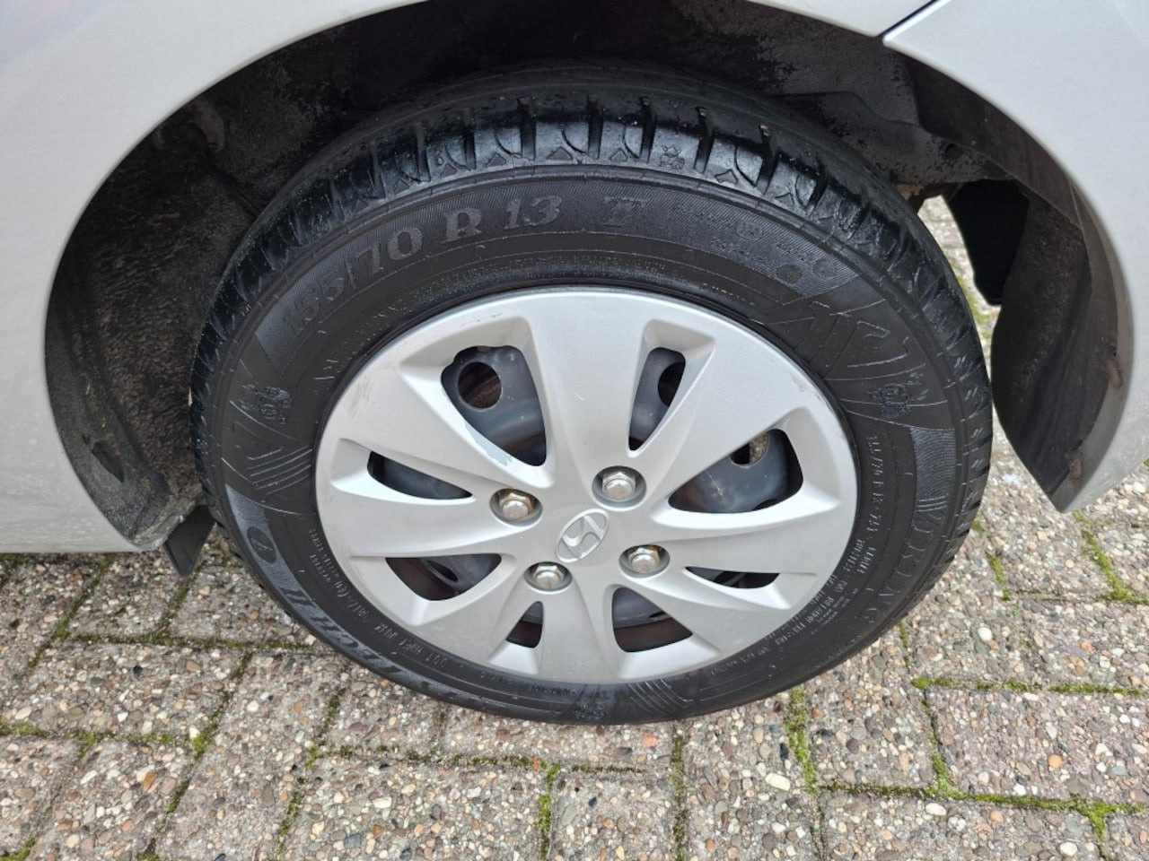 Hyundai i10 - 1.1 i-Drive Cool RADIO CD/AIRCO/CENTR.VERGR/ELEC.RAMEN VOOR