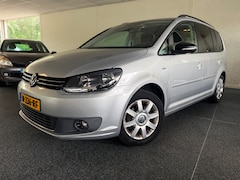 Volkswagen Touran - 1.6 TDI Highline BlueMotion 7 Persoons | Navi | Stoelverw | Trekhaak | PDC | Cruise |