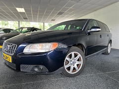 Volvo V70 - 2.4D Limited Edition | Automaat | Trekhaak | Cruise | Navi | Airco | PDC | Leder | Goed On