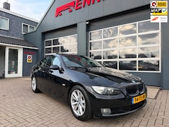 BMW 3-serie Coupé - 325i High Executive / Schuifdak / Sportleder / 6 Cilinder / Youngtimer