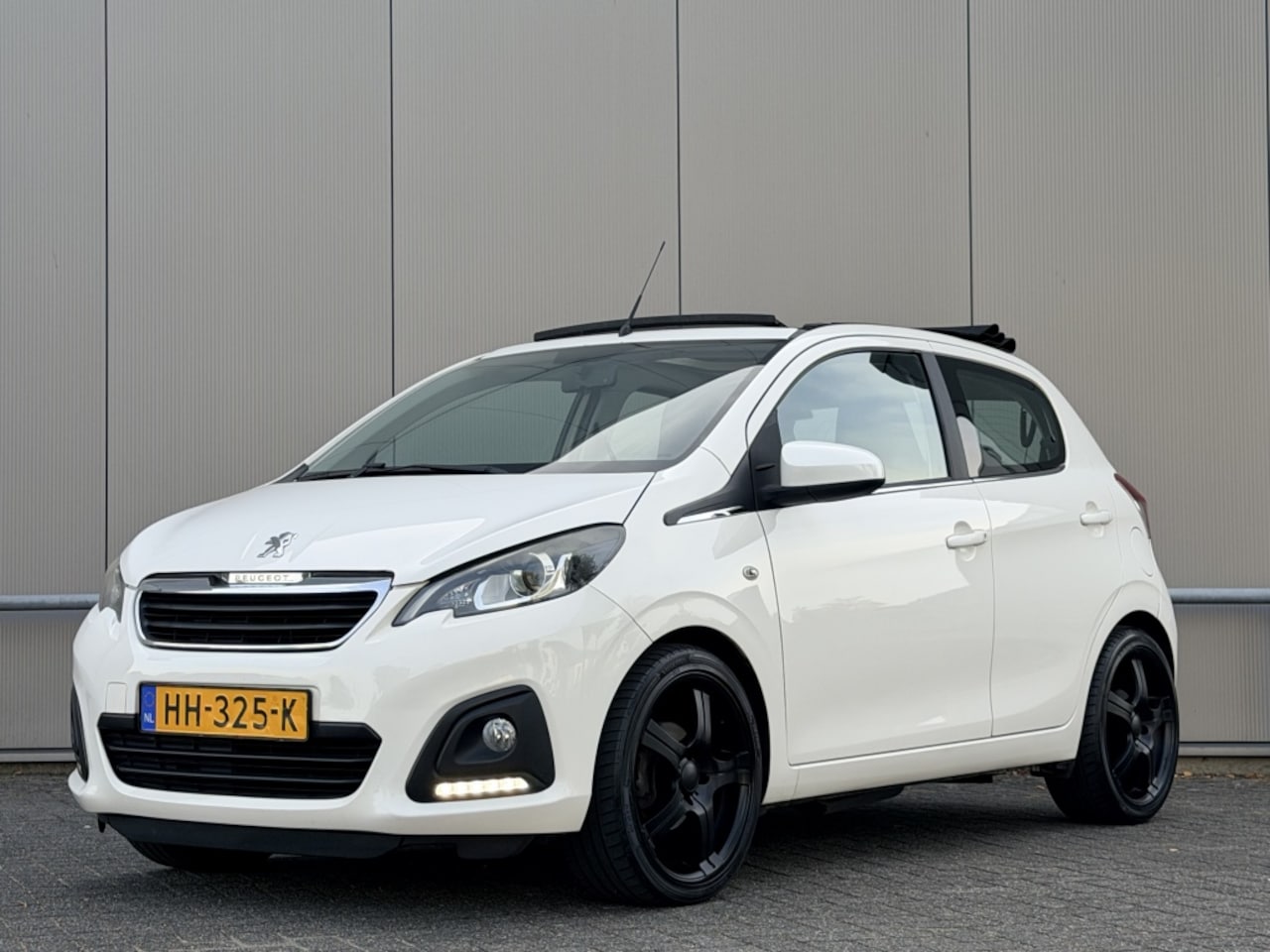 Peugeot 108 - 1.0 e-VTi Active TOP! 1.0 e-VTi Active TOP - AutoWereld.nl