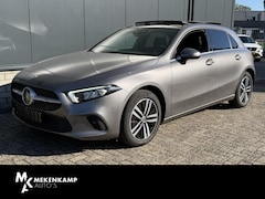 Mercedes-Benz A-klasse - 250 e Business Line 17"/Panoramadak/Adaptieve cruise/Dodehoek/Stoelverwarming/LED/PDC v+a/